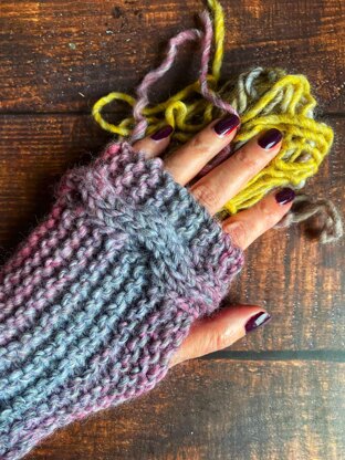 Sideways Knit Cable Mitts