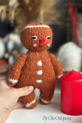 Gingerbread Man knitting toy pattern - 2 needles version
