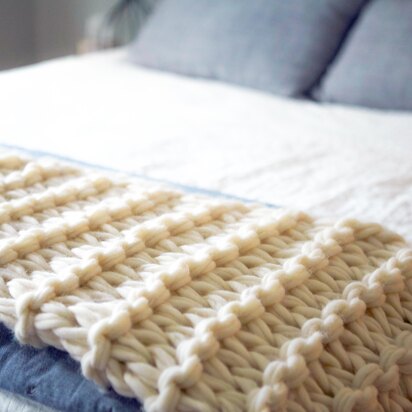Arm Knit Chunky Garter Stitch Blanket