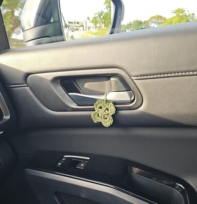 Lucky Shamrock Penny Holder