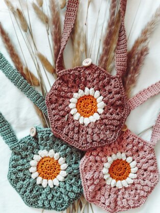 Daisy Crochet Bag