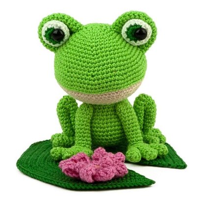 Crochet Frog Pattern , Pocket Size, Crochet Pattern Mini Frog