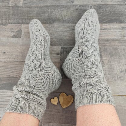 Knitting Pattern Cable Socks Mysig / Womens Socks Pattern / English & German