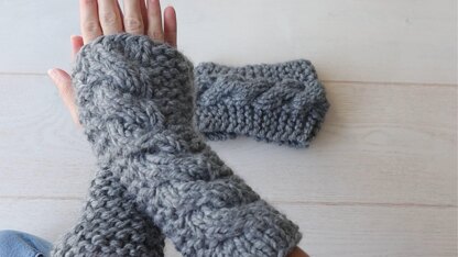 Super Chunky Cable Knit Set