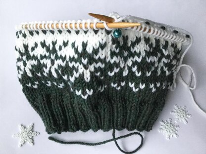 Woolly Snowflakes Hat