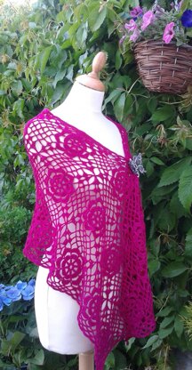 Flower Square Lace Wrap