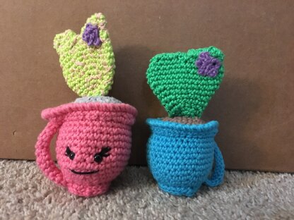 Amigurumi Heart Cactus