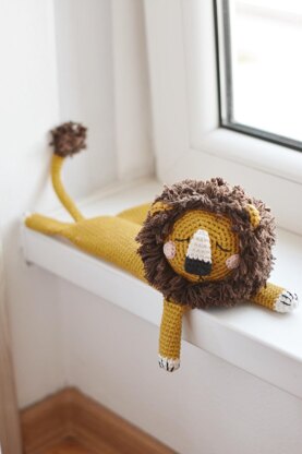 Muffin the Lion Crochet Pattern