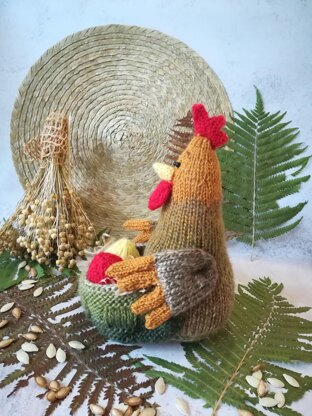 Toy knitting patterns, rustic chicken toy pattern, Easter amigurumi, knitted chicken with egg basket