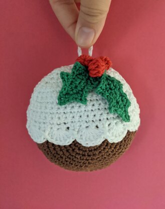 Christmas pudding crochet ornament