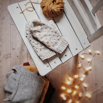 Crackling Fire Mittens - knitting pattern