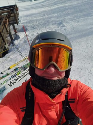 Ski cowl