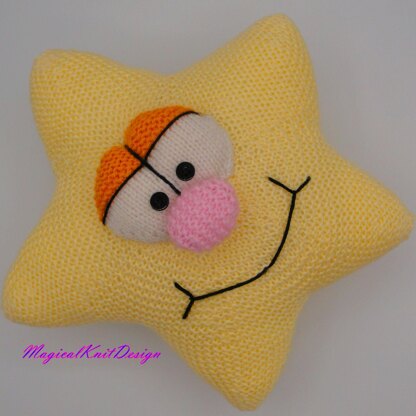 The happy Star pillow Magicalknit