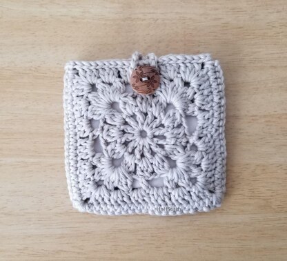 Granny square card holder