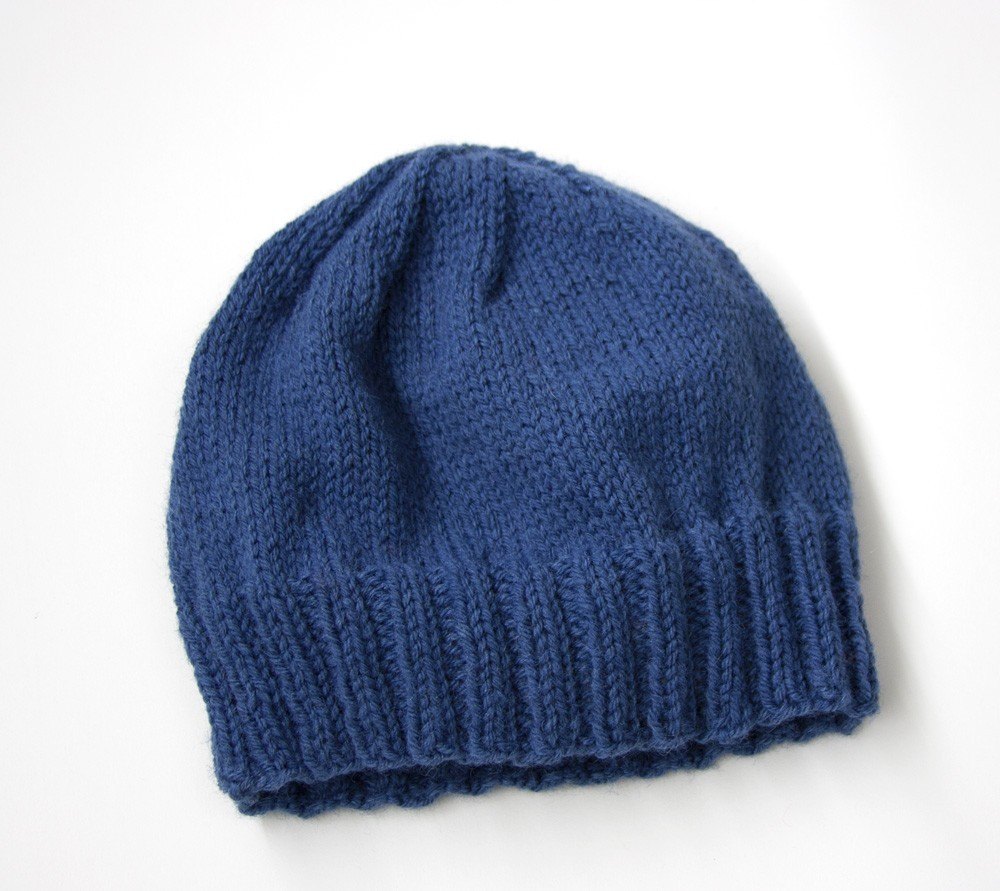 Adult's Simple Knit Hat in Lion Brand Wool-Ease - L20403