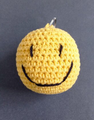 Crochet Happy Face Keyring / Bag charm