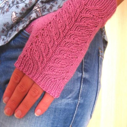 Kayla Fingerless Mitts - knitting pattern
