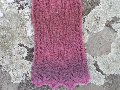 Grape Ivy Lace Scarf