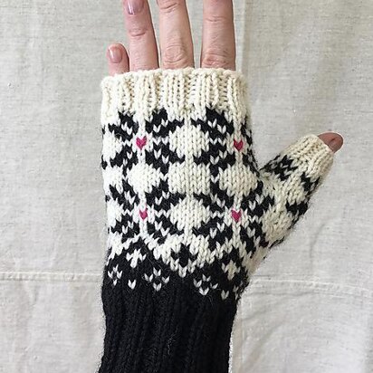 Homestay Fair Isle Mitts - knitting pattern