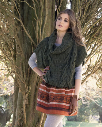 Mirkwood Sweater in Manos del Uruguay Clasica Wool Semi-Solid - 2011J