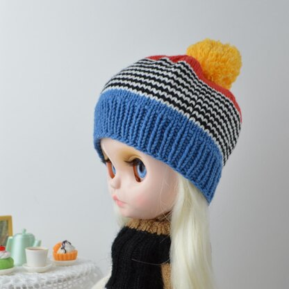 Three knitted hat for Blythe