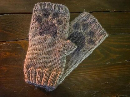 Paw Print Glove