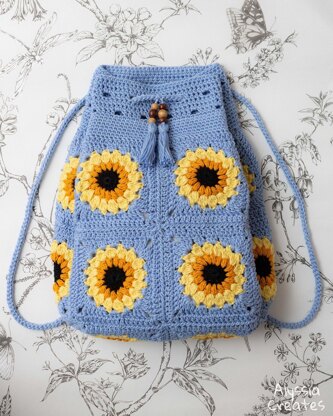 The Gorge Backpack Crochet pattern by Tzigns