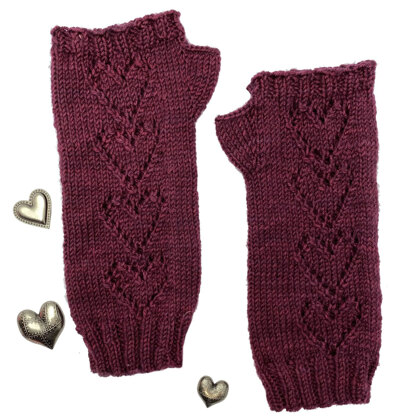 Wonderland Yarns Love Struck Mitts PDF