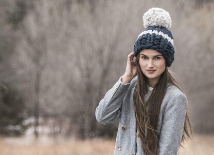 Jumbo Pom Hat in Blue Sky Fibers Woolstok Jumbo - 201901 - Downloadable PDF