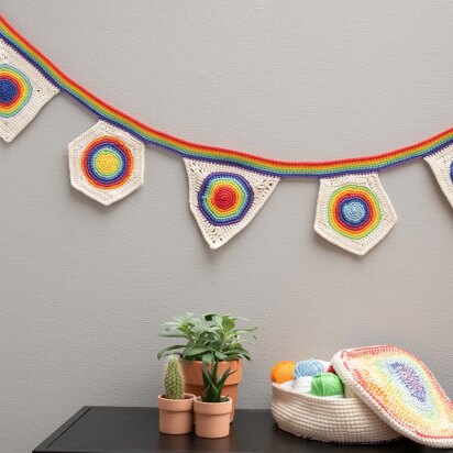 Rainbow Flag Line in Yarn and Colors Epic - YAC100059 - Downloadable PDF