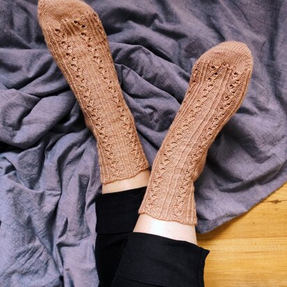 Florence Socks - knitting pattern