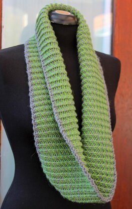 Twisted Rib Cowl