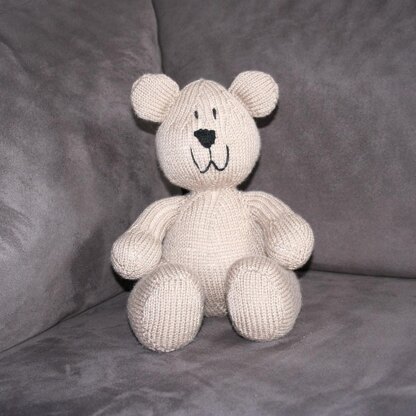 Sam Bear - teddy bear knitting pattern