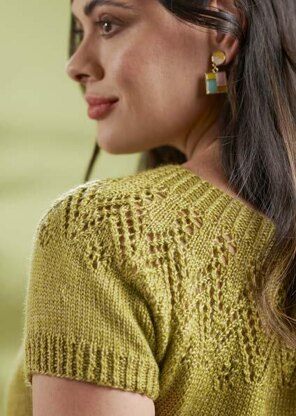 Lyra Top in West Yorkshire Spinners Elements DK - DFP0016 - Downloadable PDF