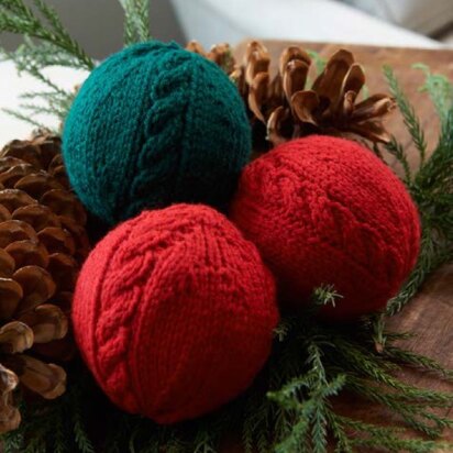 Cabled Holiday Balls in RED HEART With Love