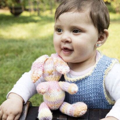 Rabbit in Plymouth Yarn Dreambaby DK Paintpot - F671 - Downloadable PDF