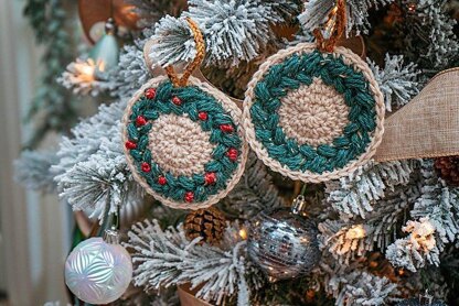 Wreath Ornament and Coaster