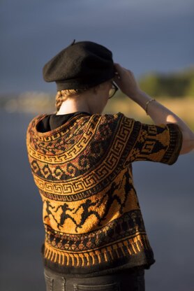 Greek Amphora Cardi