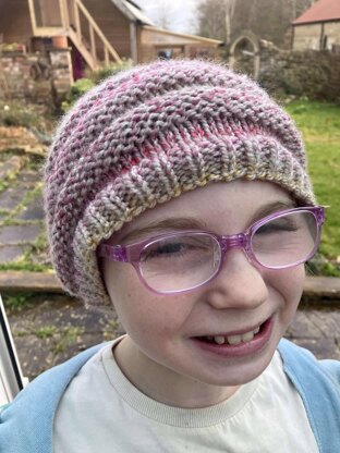 Beehive Beanie and Neck Warmer