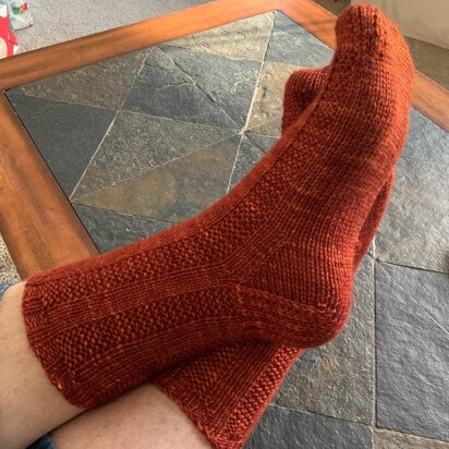 Oorah Socks - knitting pattern