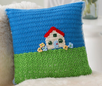 Red Riding Hood Pillow in Red Heart Super Saver Economy Solids - LW4594 - Downloadable PDF