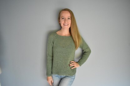 Rebecca Raglan (Worsted)