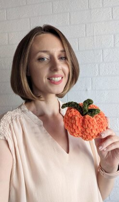 Crochet pumpkin pattern, easy crochet fall decor