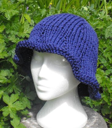 SUPERFAST BIG FLOPPY HAT KNITTING PATTERN - MADMONKEYKNITS