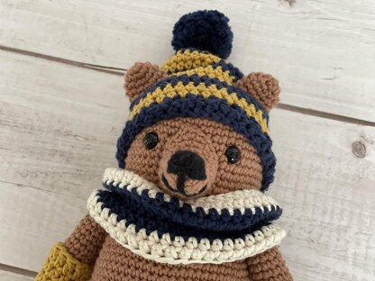 Teddy Grizzly Bear Amigurumi