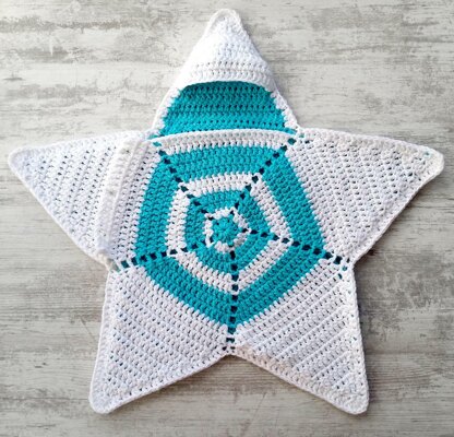 Crochet Baby Star Blanket Wrap Cozy