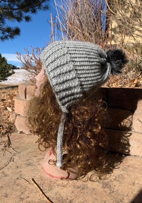 Chickadee Hat -- a loom knit pattern