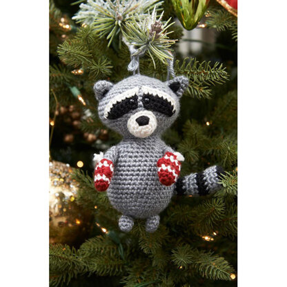 Raccoon Ornament in Red Heart Soft - LW3700EN