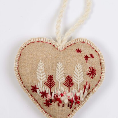 Rowandean Christmas Heart - 24cm x 29cm