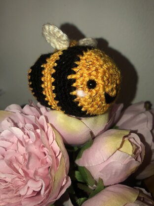 Bumble Bee keyring